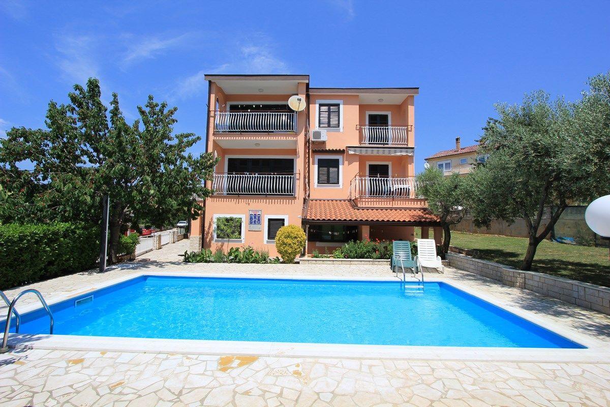 Apartments Susy Пула Экстерьер фото